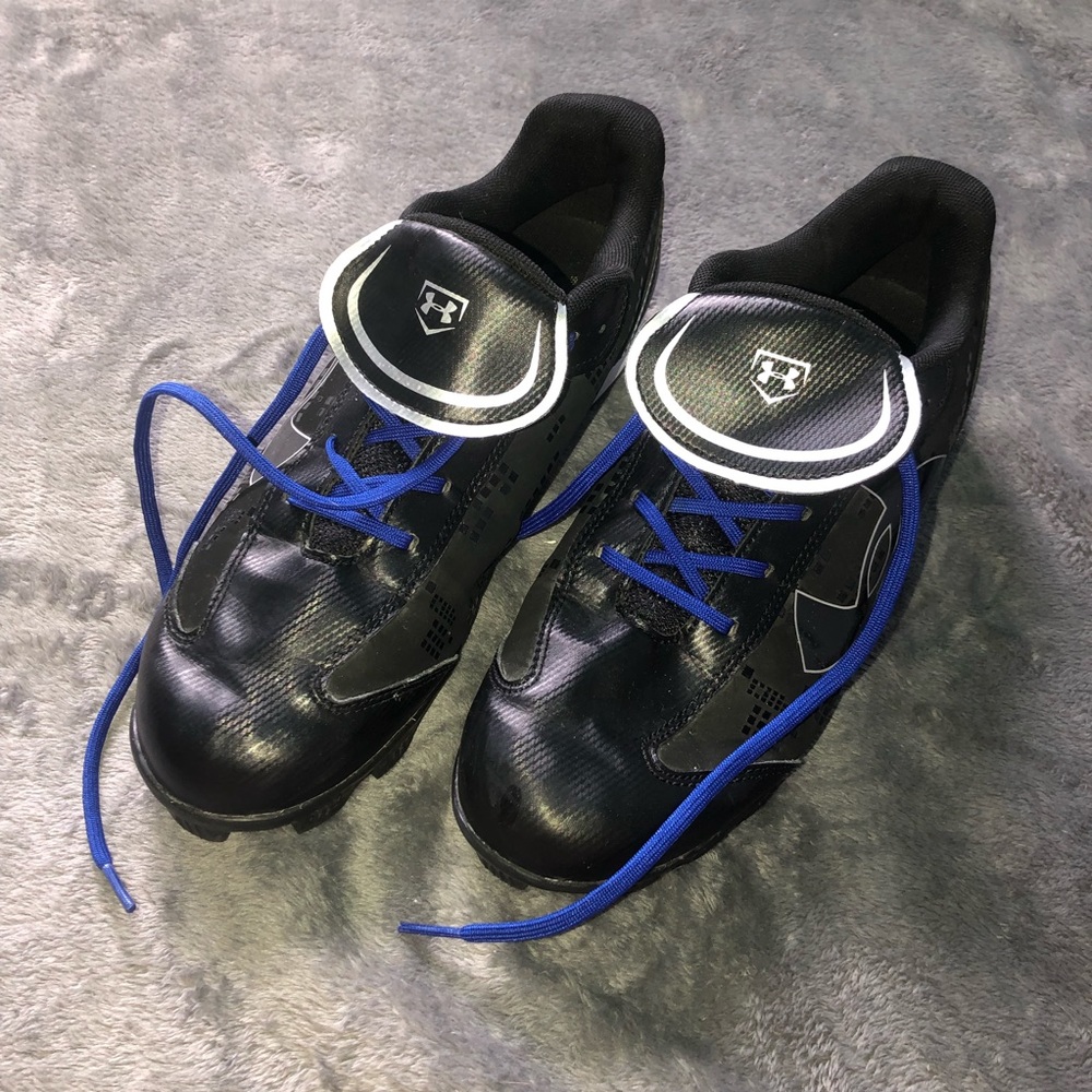 Under Armour cleats size 9.5
